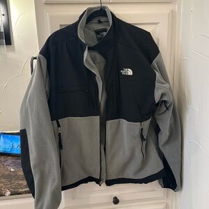 Men’s North Face fleece